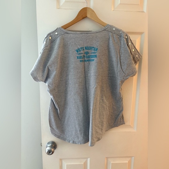 Harley Davidson women’s grey t-shirt skull studded size XL - Picture 2 of 7